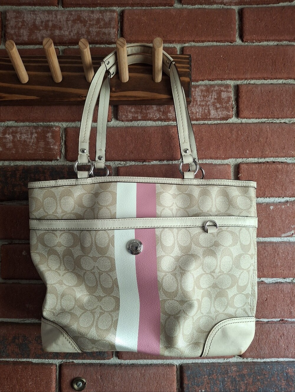 Coach Signature  Pink/Beige bag
